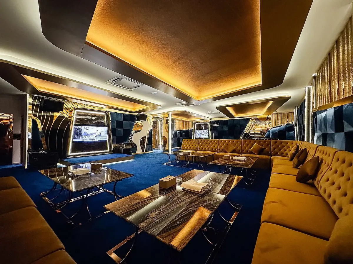 Modern and luxury VIP Karaoke Room reserved by Jetset Bangkok at Klub25 gentlemen's club in Thonglor